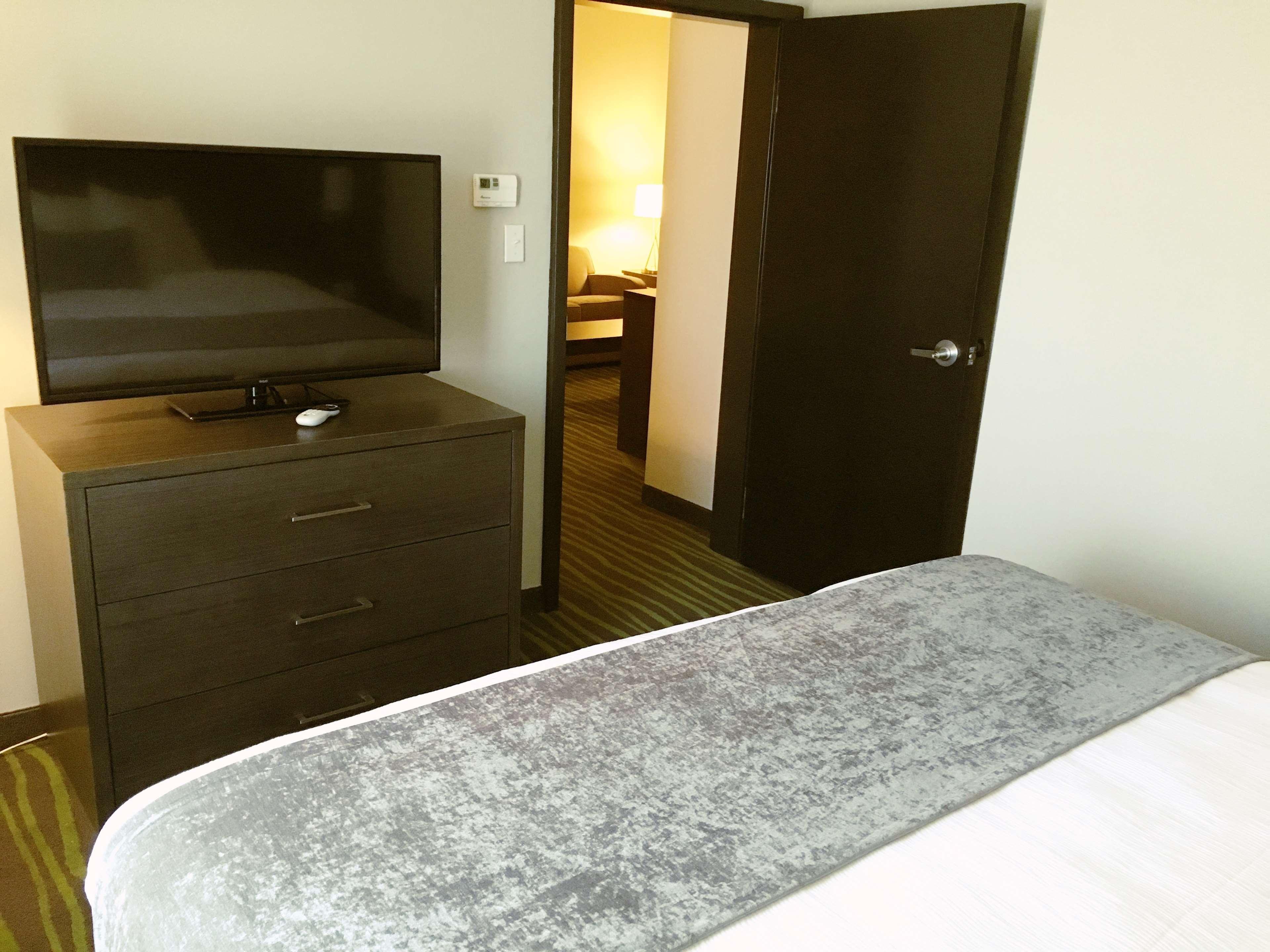 Best Western Plus Prien Lake Hotel & Suites - Лейк Чарльз Экстерьер фото
